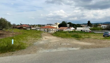 Жилой участок на продажу