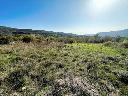 Ländliches Land zum Kauf