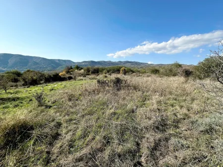 Ländliches Land zum Kauf