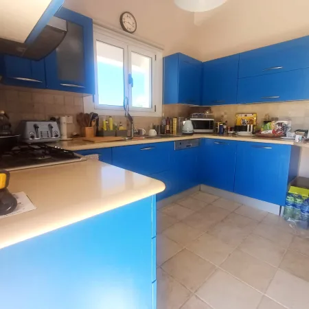 Bungalow for sale
