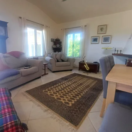 Bungalow for sale