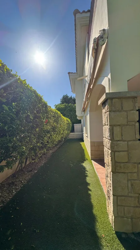 Casa a schiera in vendita