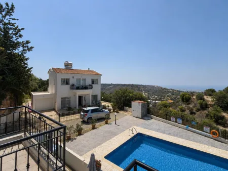 Maisonette for sale