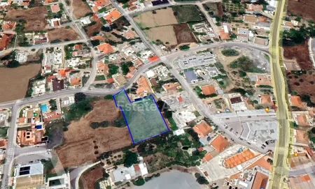 קרקע למגורים למכירה