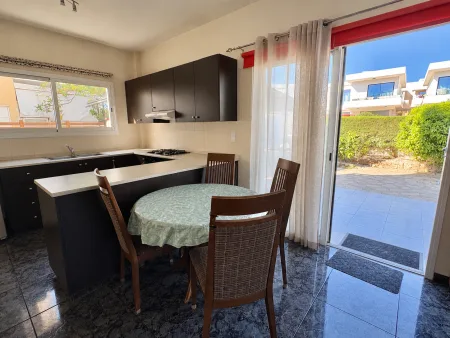 Semi-detached House for sale