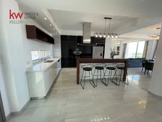 וילה למכירה