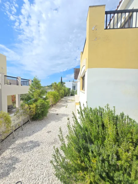 Casa indipendente in vendita