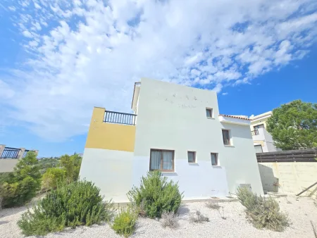 Casa indipendente in vendita