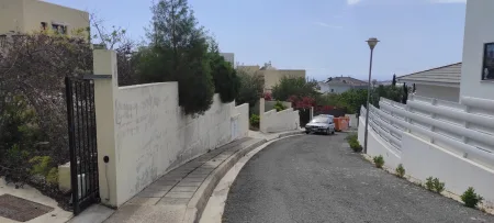 Casa indipendente in vendita