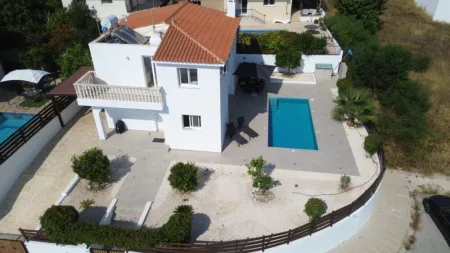 Casa indipendente in vendita