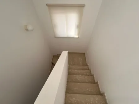 Casa indipendente in vendita