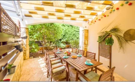 Bungalow for sale