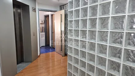 Здание на продажу