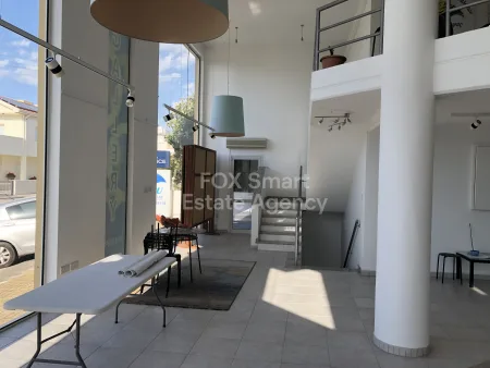 מסחר להשכרה