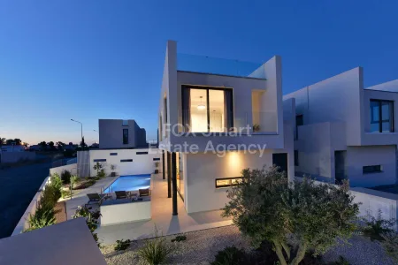 Bungalow for sale