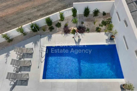 Bungalow for sale