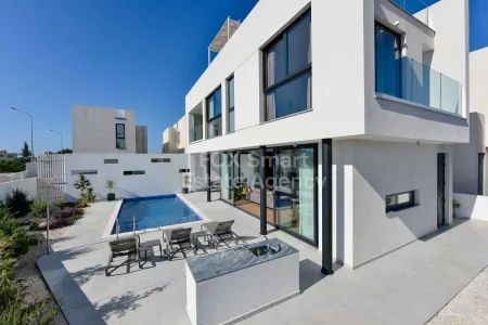Bungalow for sale