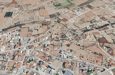 קרקע למגורים למכירה