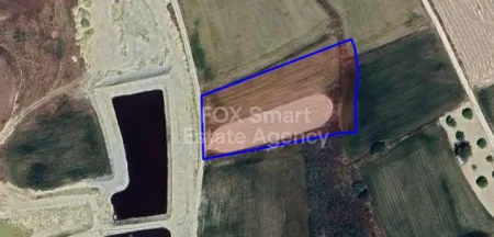 Жилой участок на продажу