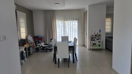 Casa indipendente in vendita