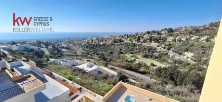 Casa indipendente in vendita