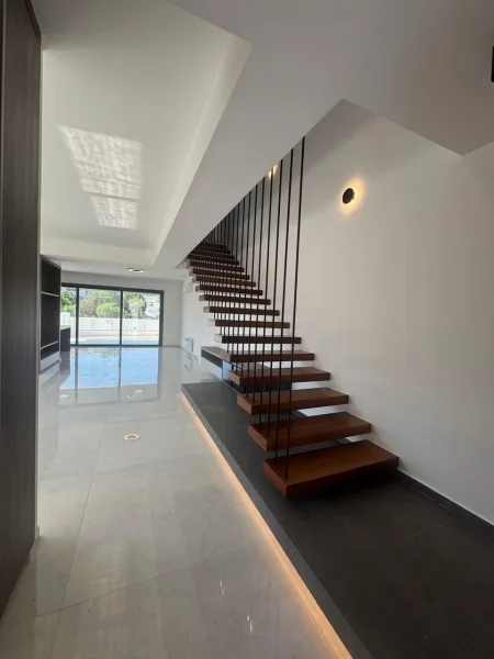 Casa Bifamiliare in vendita