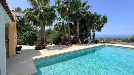 Villa in vendita