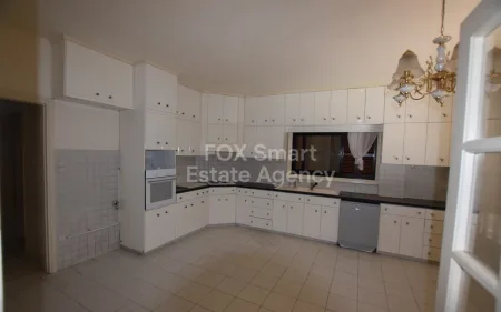 Bungalow for sale