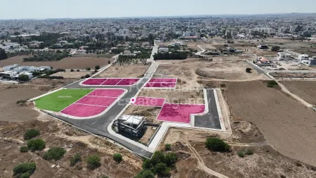 קרקע למגורים למכירה