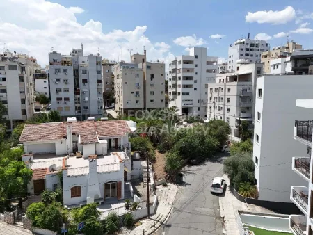 קרקע למגורים למכירה