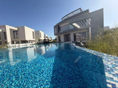 Villa for sale