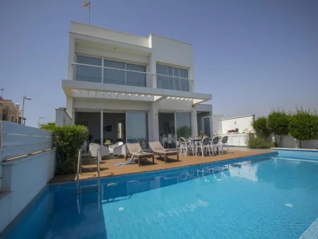 Protaras, Famagosta