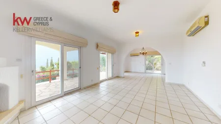 Casa indipendente in vendita