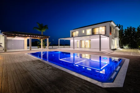 Villa for sale