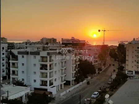Larnaca, Larnaca