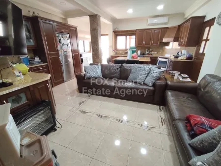 Bungalow for sale