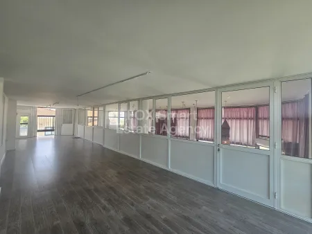 Retail for rent
