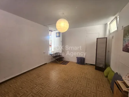 Retail for rent