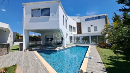 Bungalow for sale