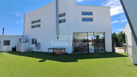 Bungalow for sale