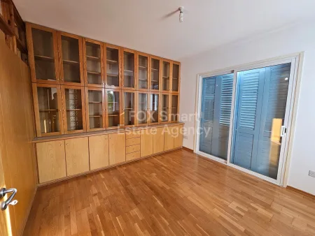 Dom wolno stojący na sprzedaż