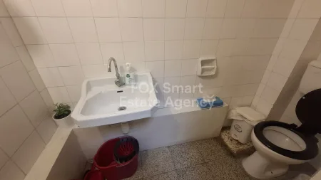 Retail for rent