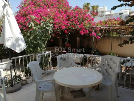 Μπανγκαλόου προς πώληση