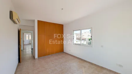 בית דו משפחתי למכירה