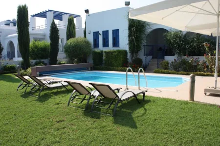 Villa for sale