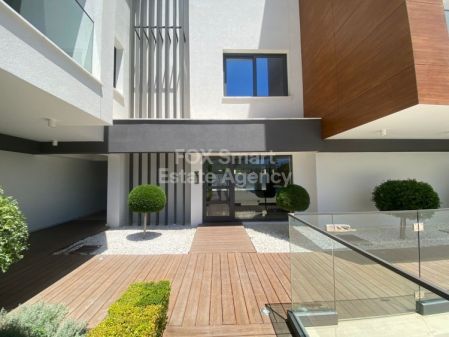 Thumbnail 5 Informationen über Xenia Tsolaki Metaxa Privatinstitut