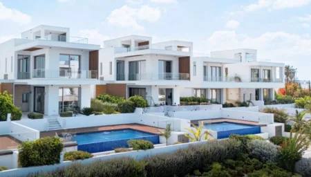 Villa for sale