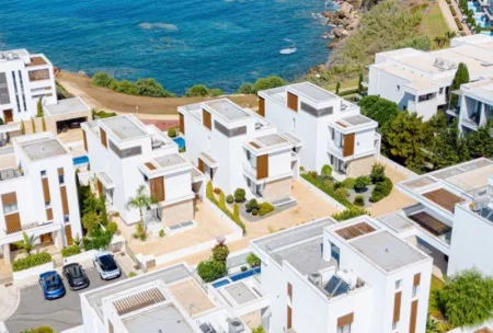 Villa for sale