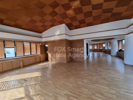 בניין להשכרה