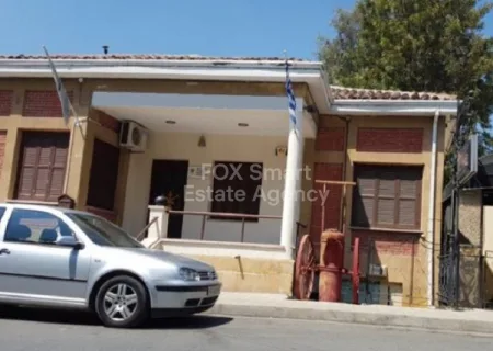 בניין למכירה